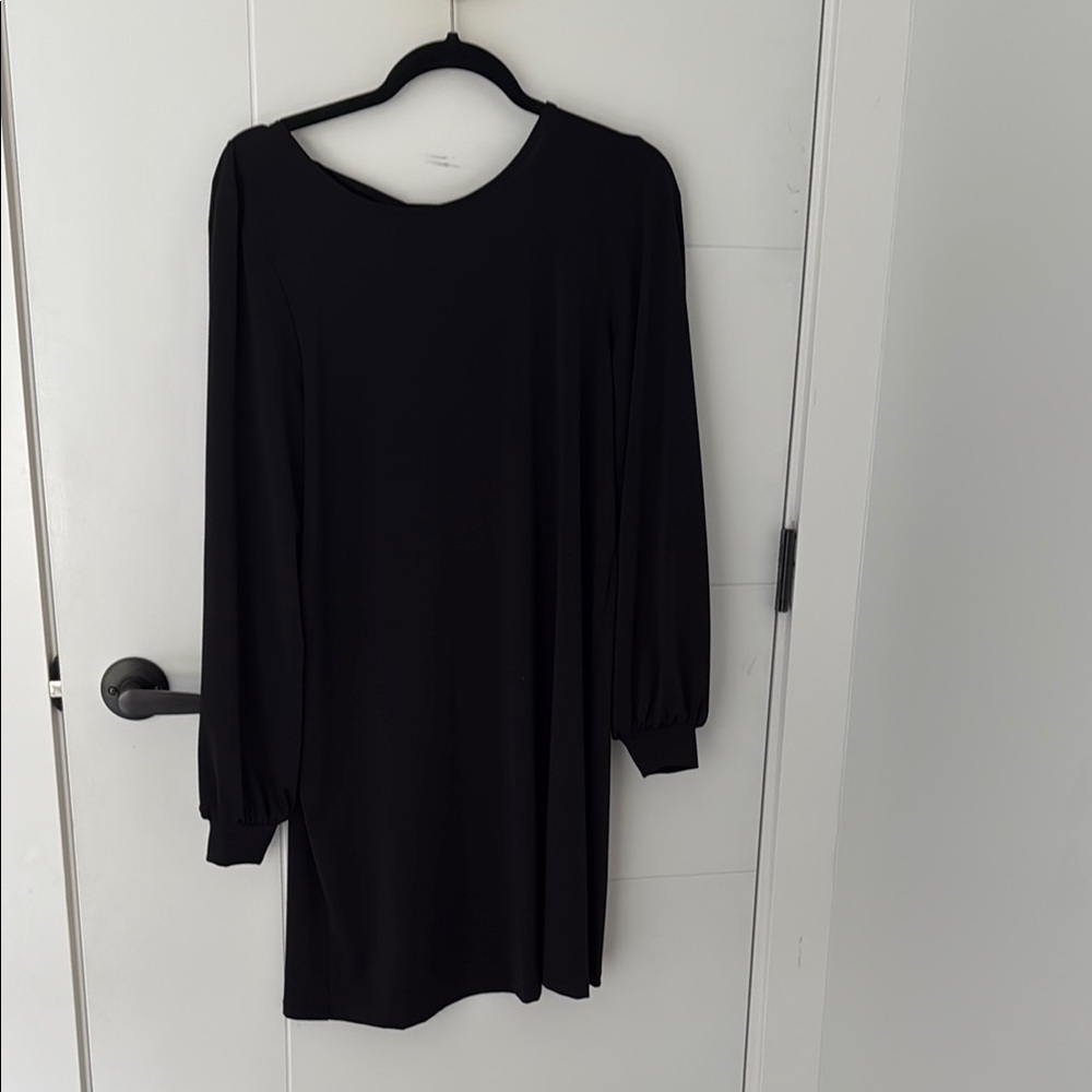 Elegant Black Long Sleeve Dress